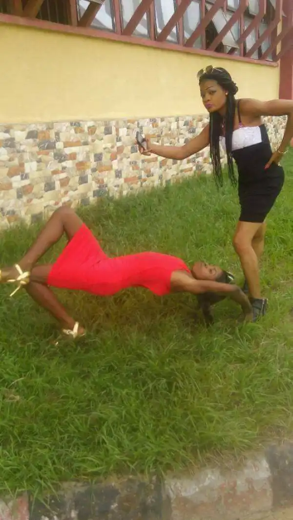 Check Out This Hilarious Picture Pose Between A Lady And Her Friend.